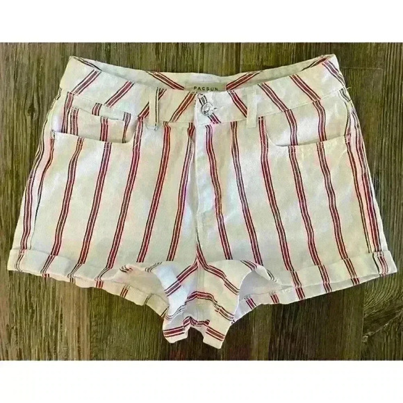 Pacsun Mom Short Women’s Size 28 Patriotic Red White Blue Striped Denim Cuffed - Picture 1 of 9